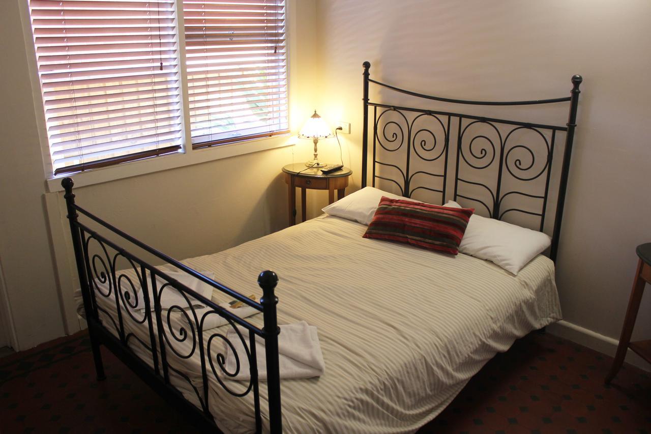 Burwood Bed And Breakfast Sydney Exterior photo